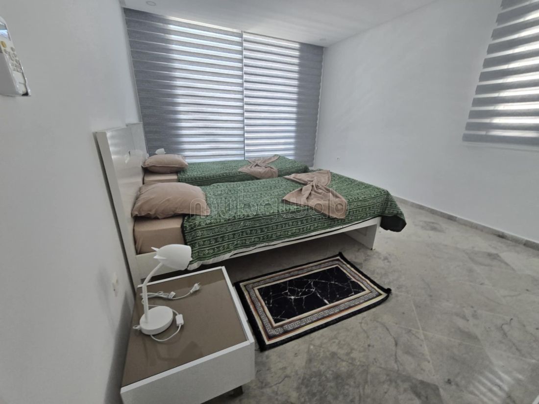 Villa avec piscine vendu avec ameublement