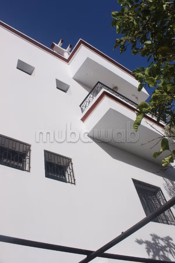 Maestosa residenza di lusso in vendita a Wilaya. 4 camere da letto. Arredato