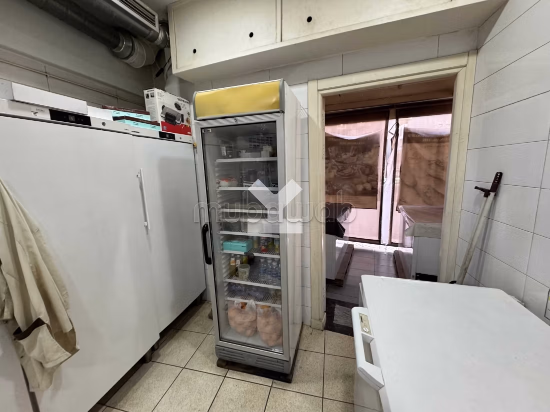 Offices & shops to rent in Palmier. Dimension 93 m²
