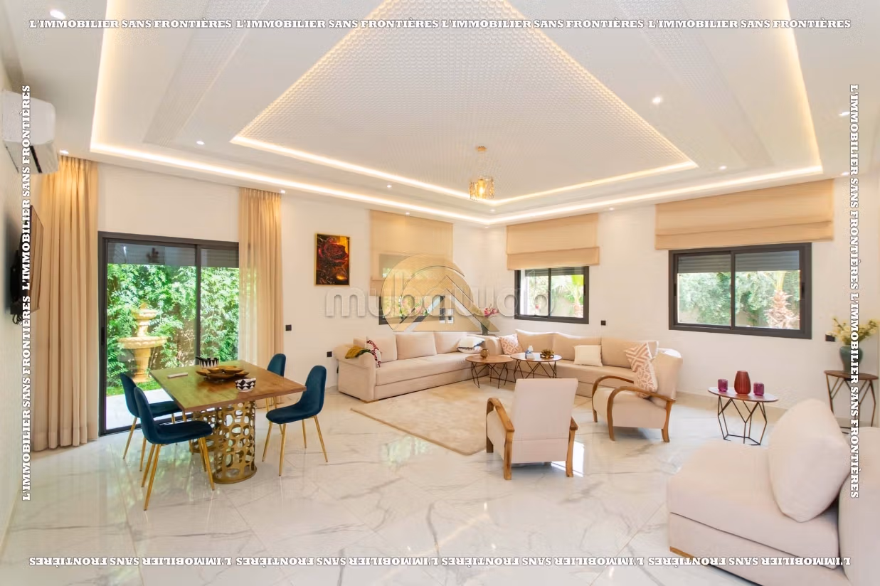 Villa meublée à louer à Route fès, Marrakech — Piscine privée — 500 m²