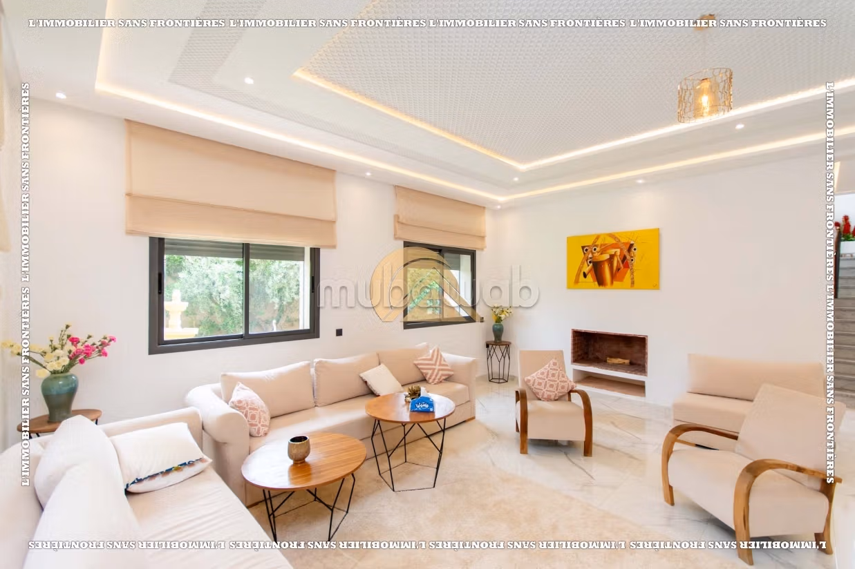 Villa meublée à louer à Route fès, Marrakech — Piscine privée — 500 m²