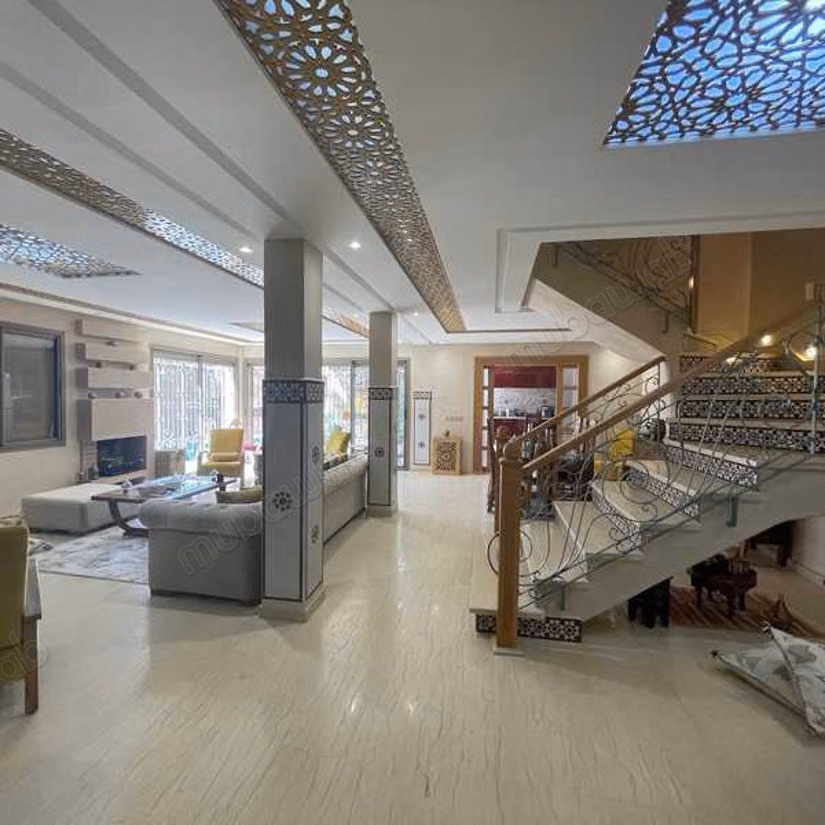 Villa à Vendre de 280.0 m² à Marrakech, 
Boulvard Moulay Abdellah Route De Safi