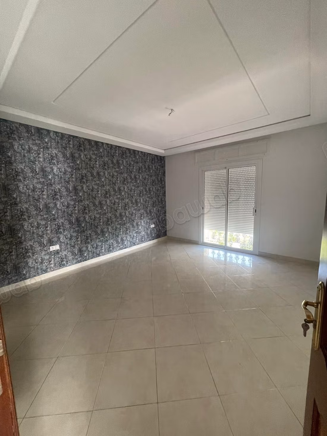 Apartment for rent in Centre. 3 beautiful rooms. With lift and terrace