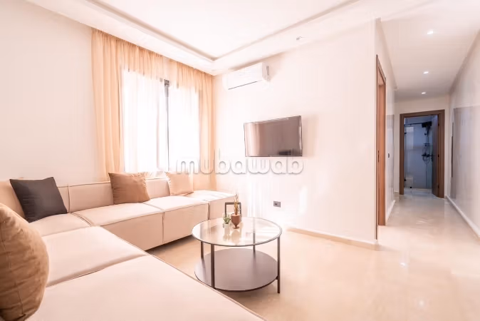 Location d'un appartement à Belvédère. 
1 chambre. 
Bien meublé