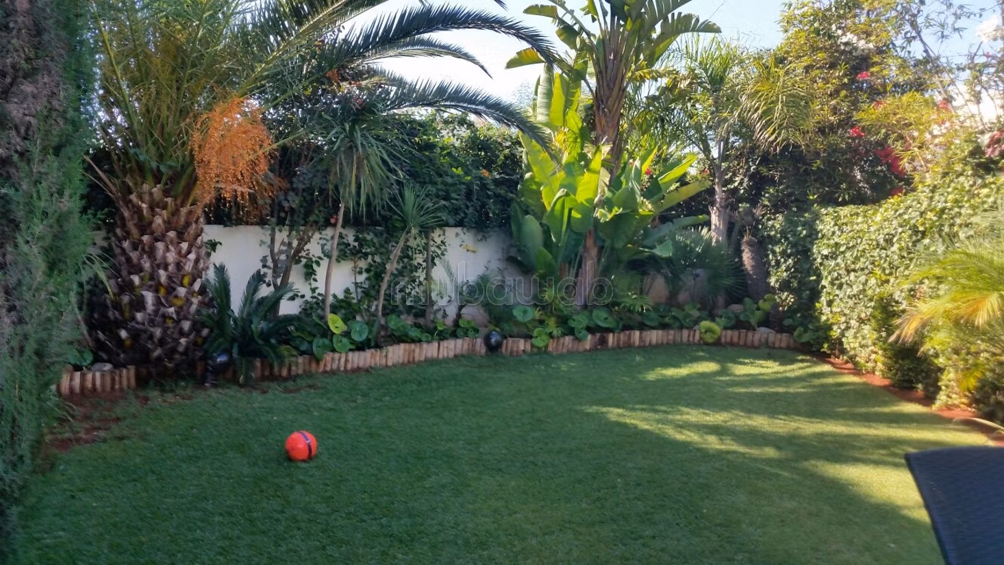 Villa a la location meuble a ain diab 
40000
