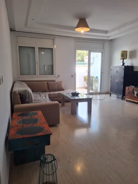Bellissimo appartamento in affitto a La Marsa. 2 belle camere da letto. Ammobiliato