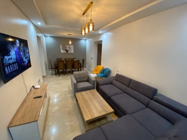 Bonito piso en venta en Wifak. 3 habitaciones confortables. Mobiliario nuevo