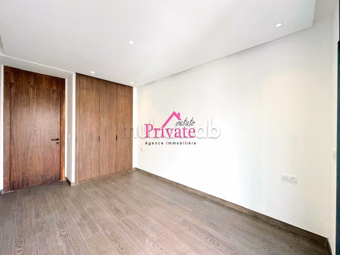 Appartement 164 m² à Centre — 8