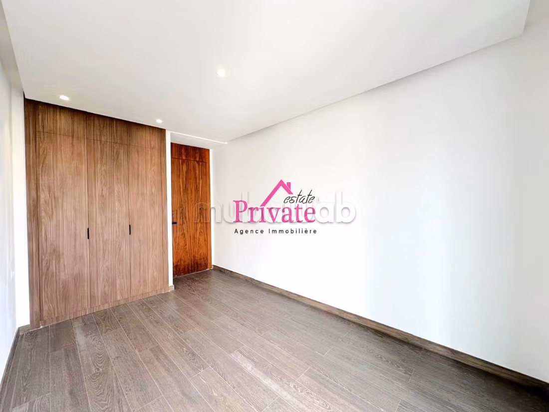 Appartement 164 m² à Centre — 10