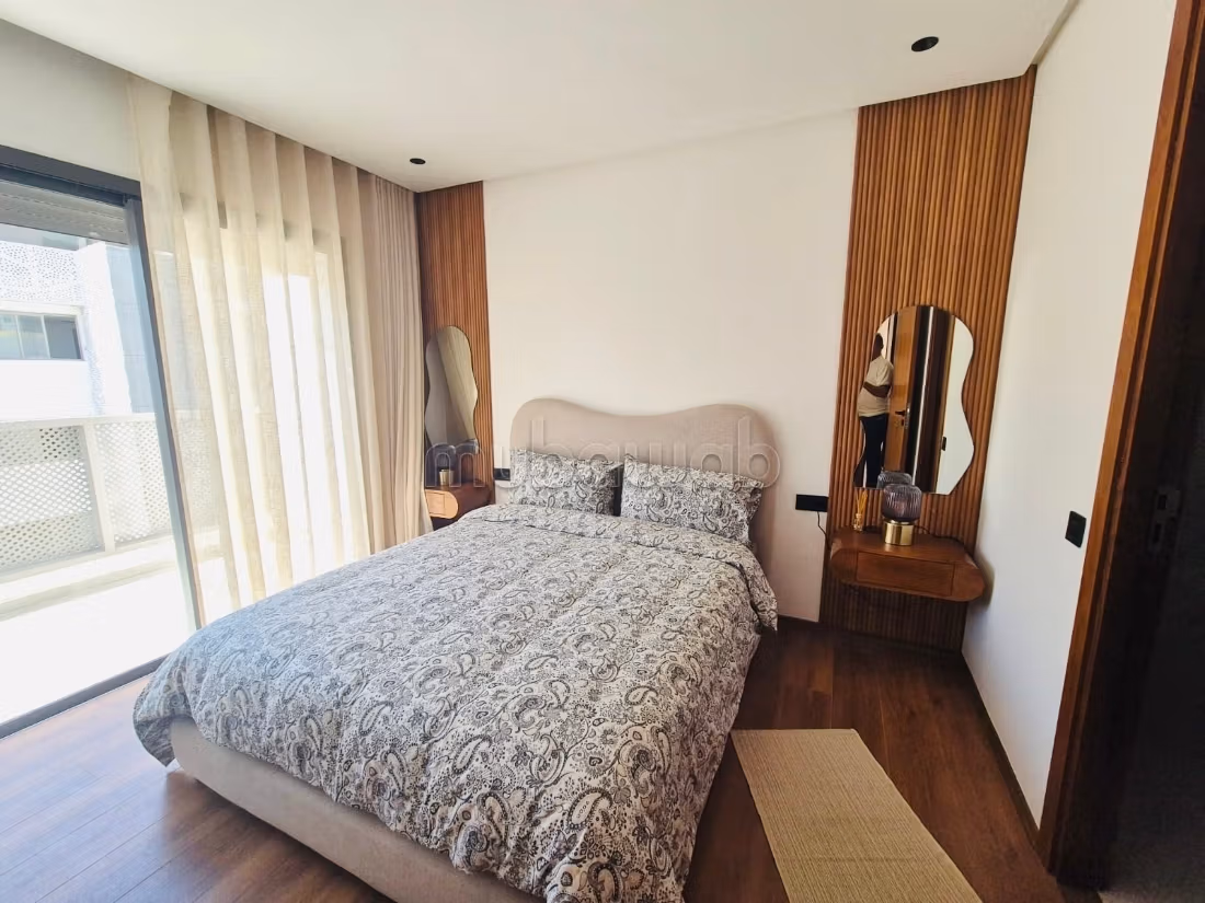 Precioso piso en alquiler en Casablanca Finance City. 3 habitaciones grandes. Amueblado