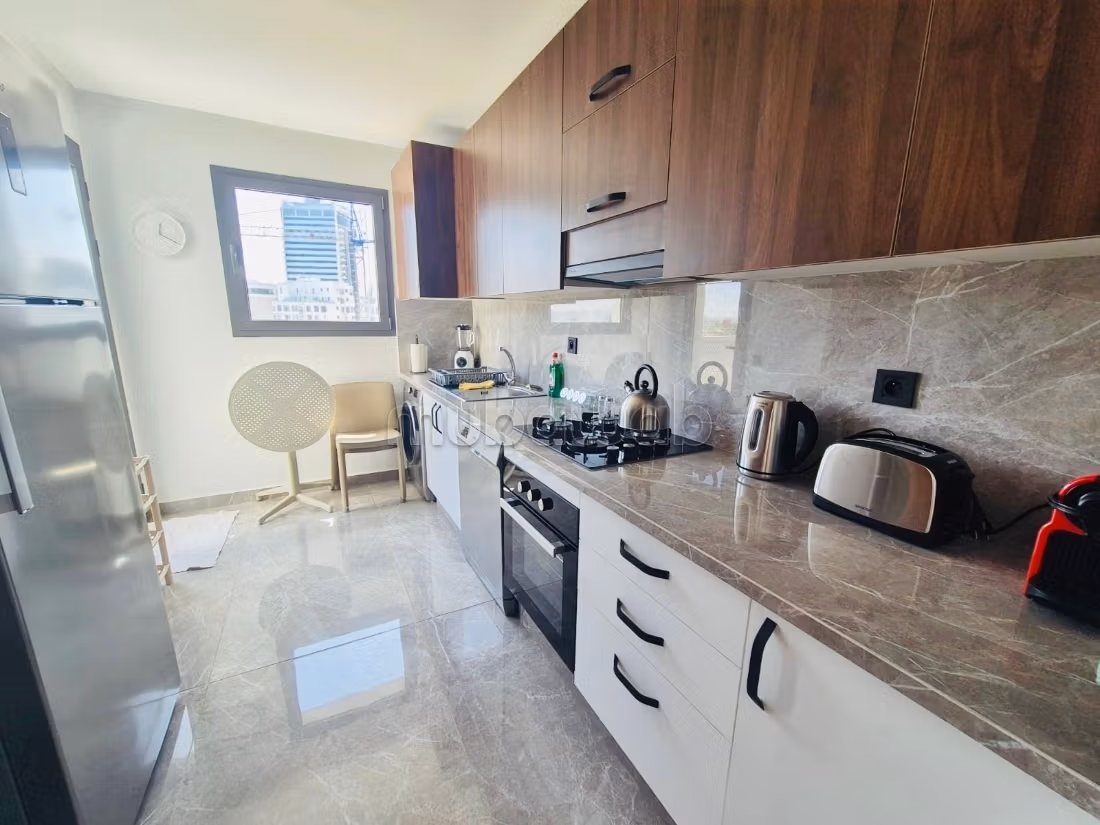 Precioso piso en alquiler en Casablanca Finance City. 3 habitaciones grandes. Amueblado