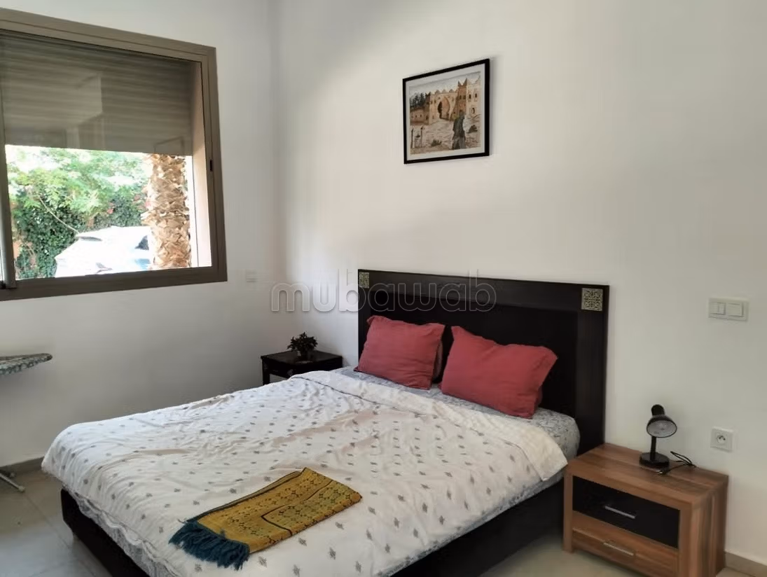 Belle villa de compagne avec piscine sur 5000m²