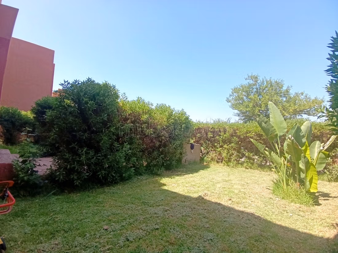Appartement Rez de jardin avec 300m2 Jardin Privé — 4