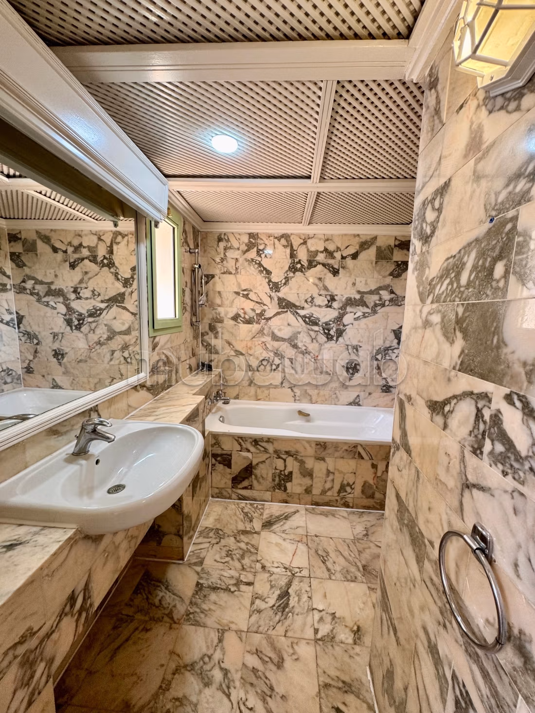 PALMERAIE: Duplex 220 m2 3 Chs dernier étage