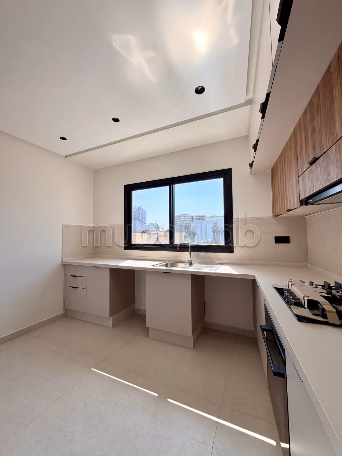 Appartement neuf 2 chambres avec terasse — 4