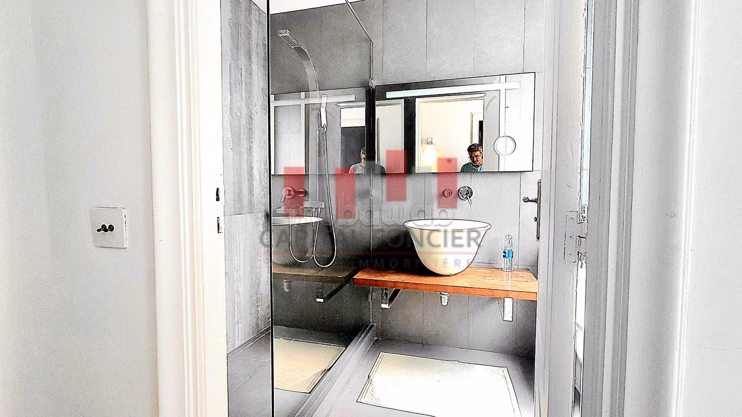 Luxury villa for rent. Area of 400 m². Usable fireplace, Large swimming pool