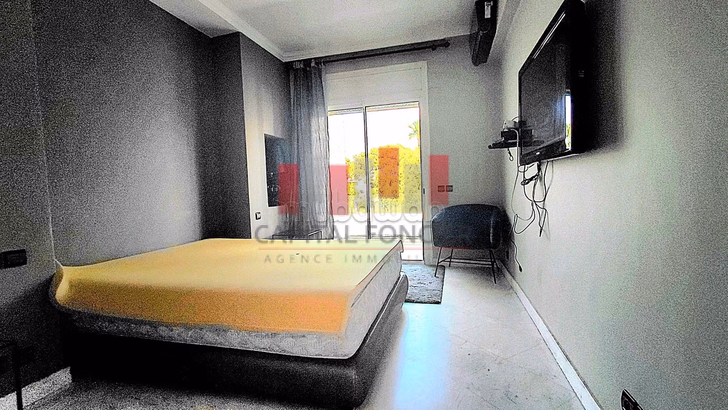 Luxury villa for rent. Area of 400 m². Usable fireplace, Large swimming pool