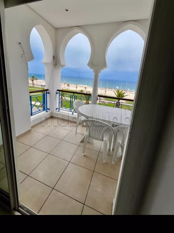 Location saisonnière à M'Diq. 2 pièces. Avec ascenseur