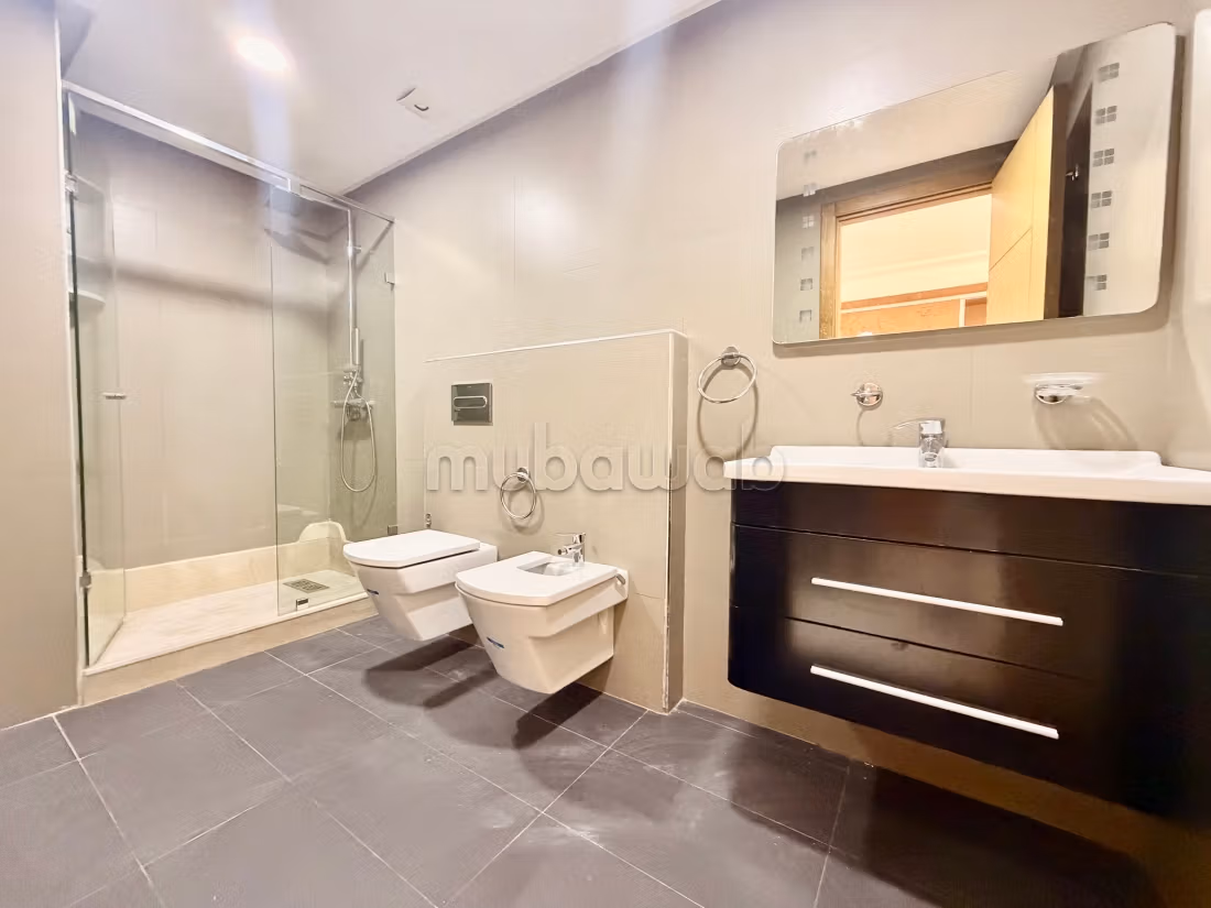 Appartement deux chambres non meublé à louer 
route el jadida