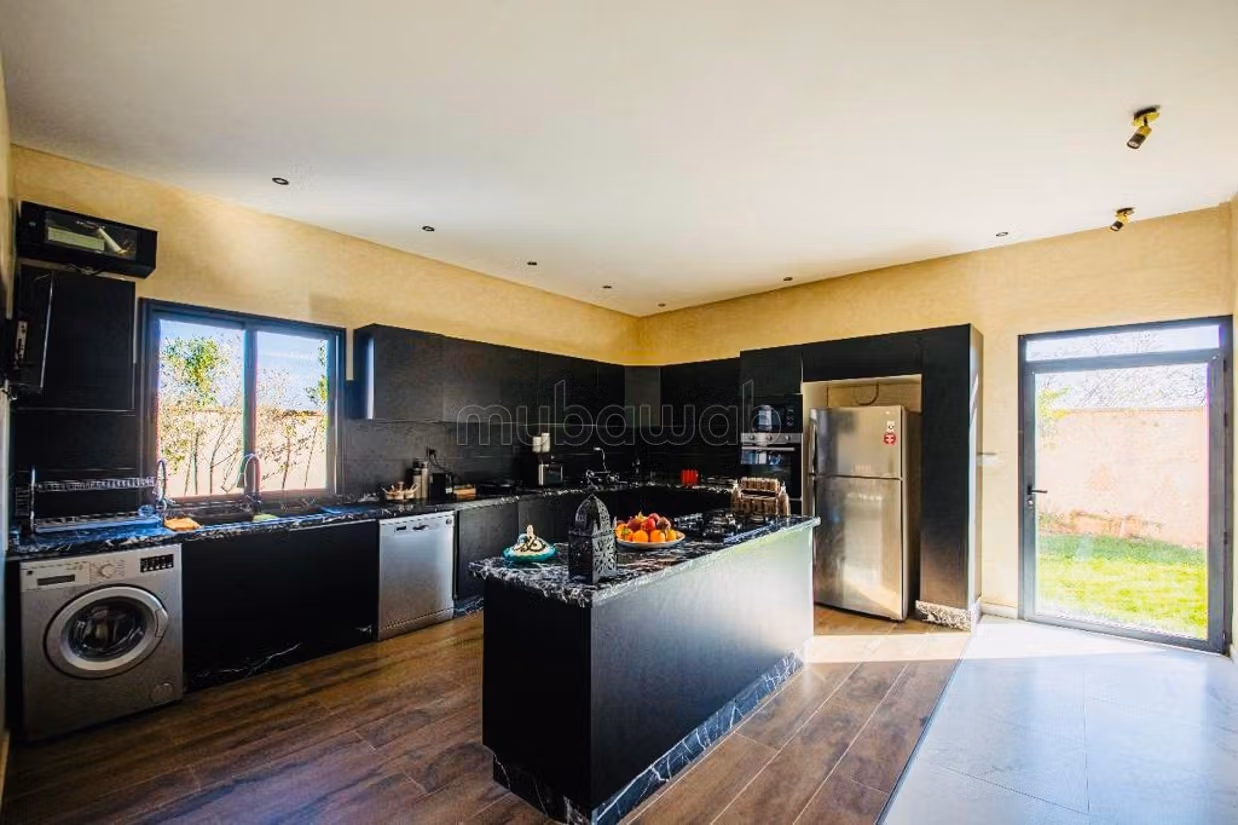 Belle villa a usage habitation a Bab Atlas