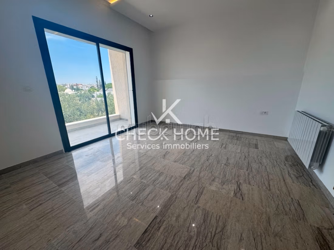 A vendre Villa S5 à Hammamet 3min de la plage titre bleu