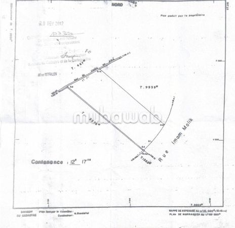 Bel terreno in vendita a Route de l'Ourika. Superficie di 10000 m²