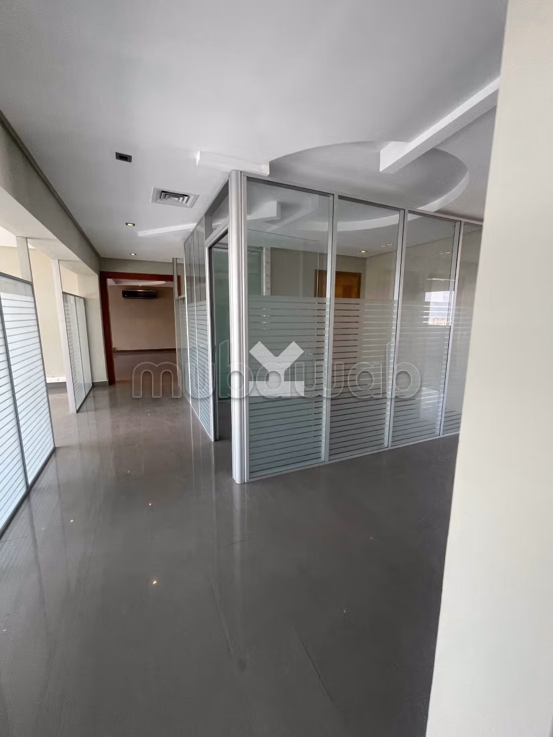 Bureau à Louer de 350.0 m² à Casablanca, Ain Sebaa