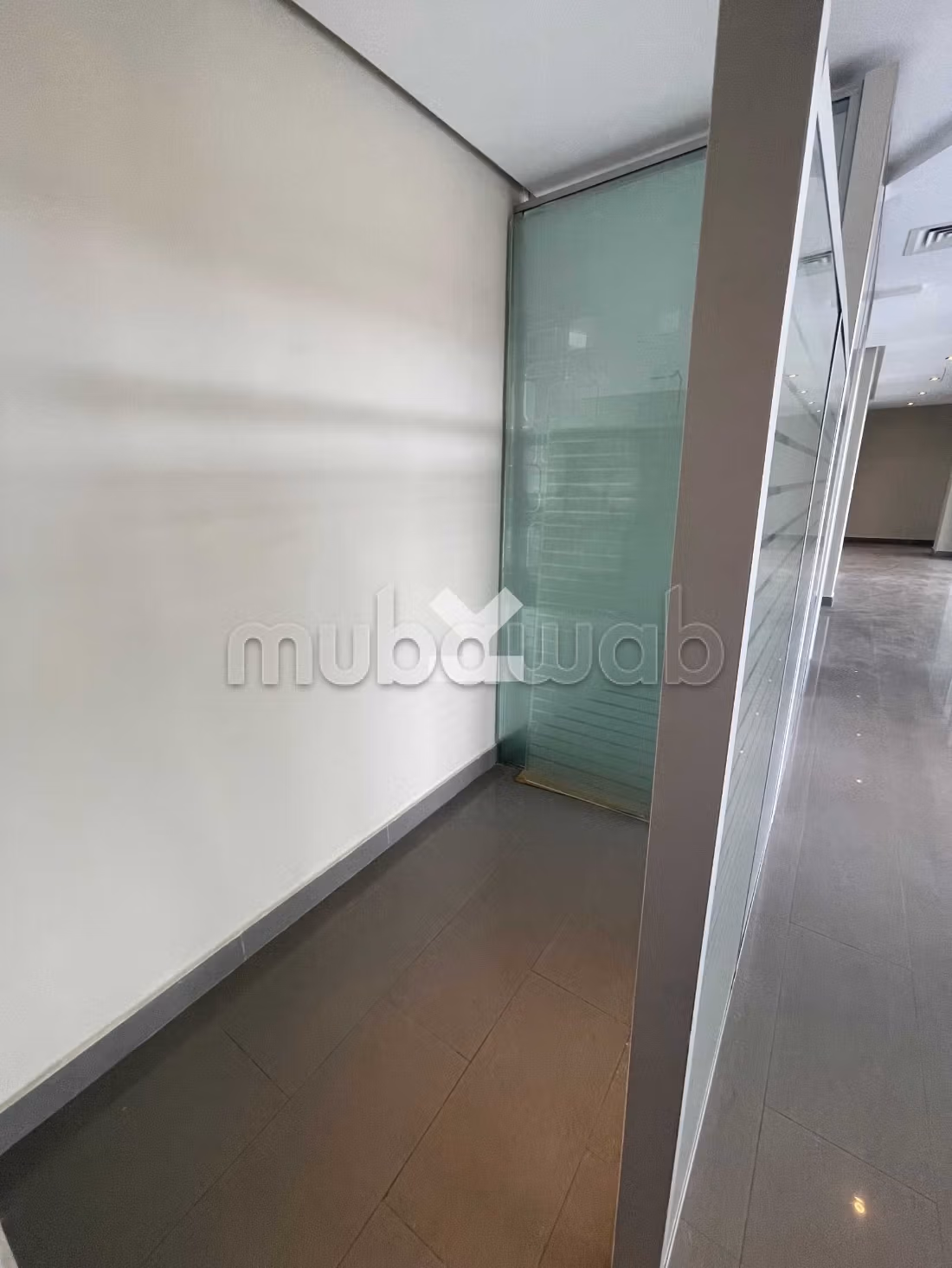 Bureau à Louer de 350.0 m² à Casablanca, Ain Sebaa