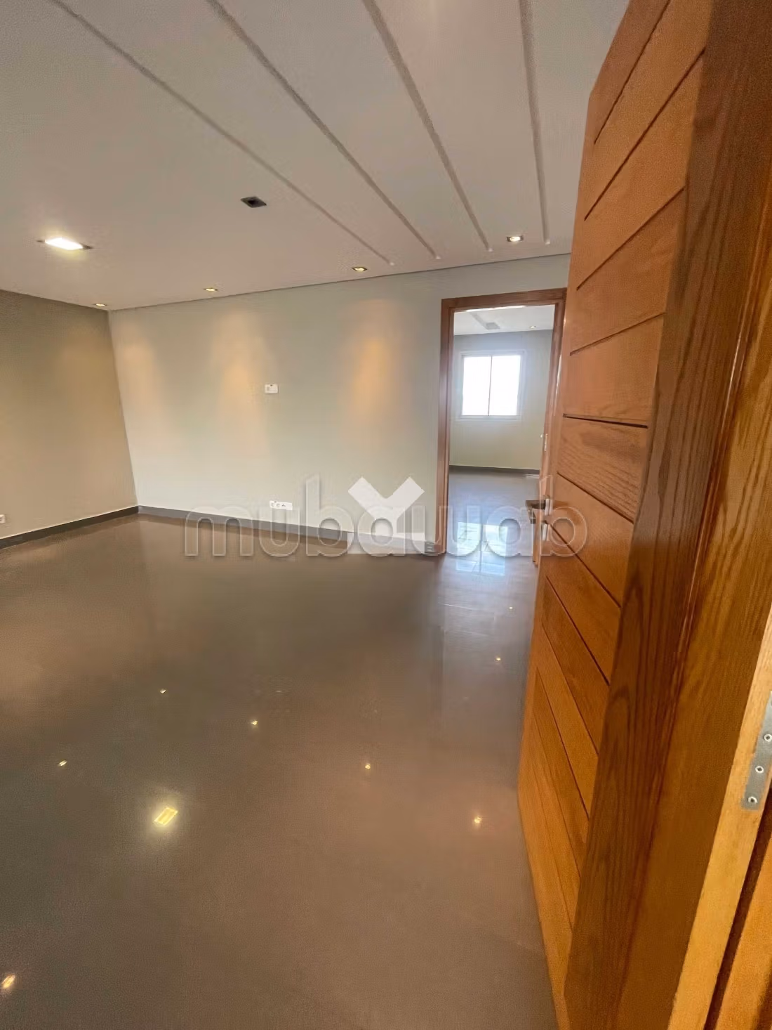 Bureau à Louer de 350.0 m² à Casablanca, Ain Sebaa