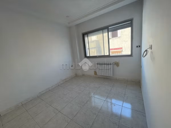 Appartamento in affitto a El Mourouj 5. Superficie di 70 m². Impianto di riscaldamento