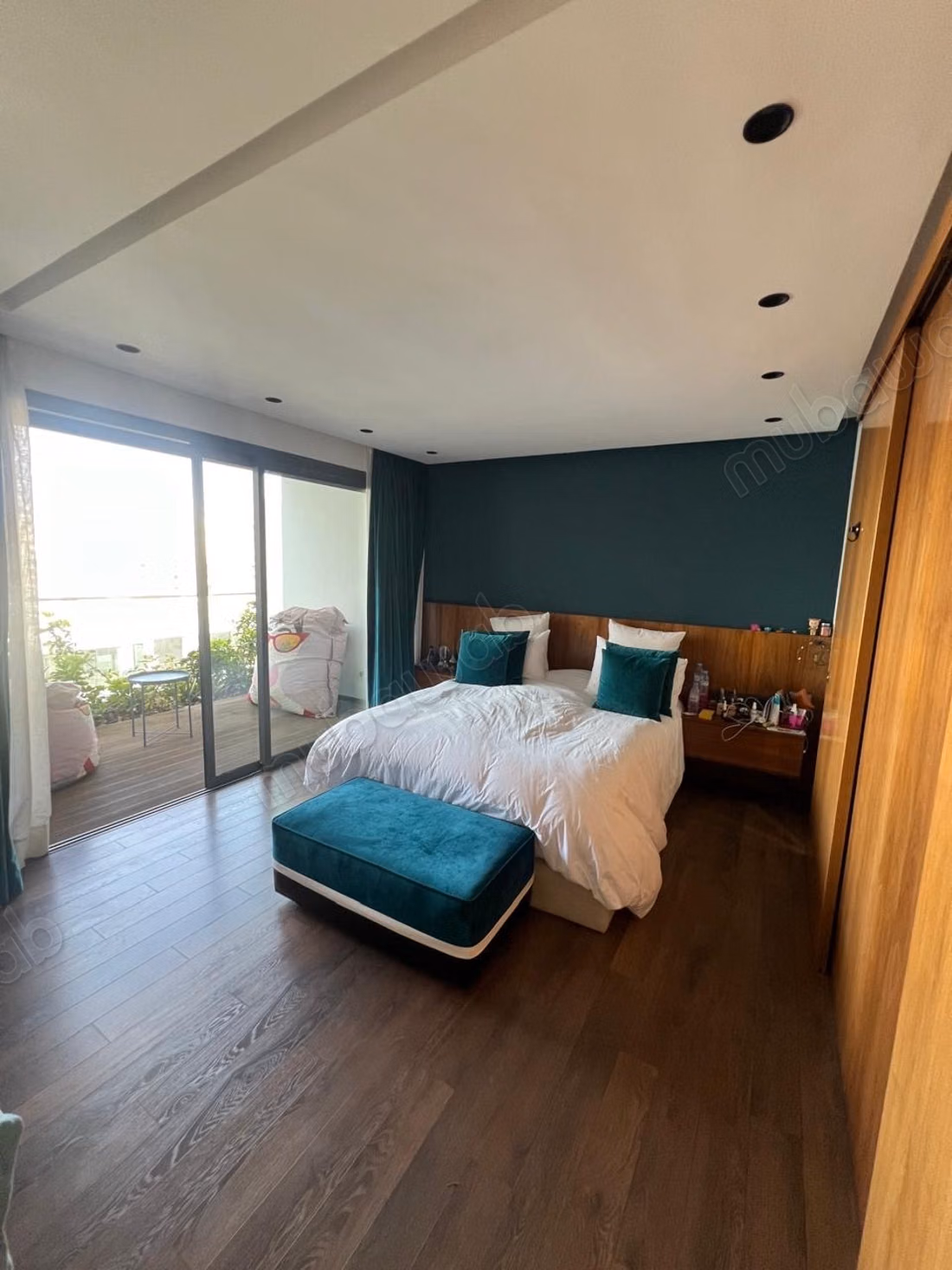 Appartement trois chambres meublé à louer 
CFC