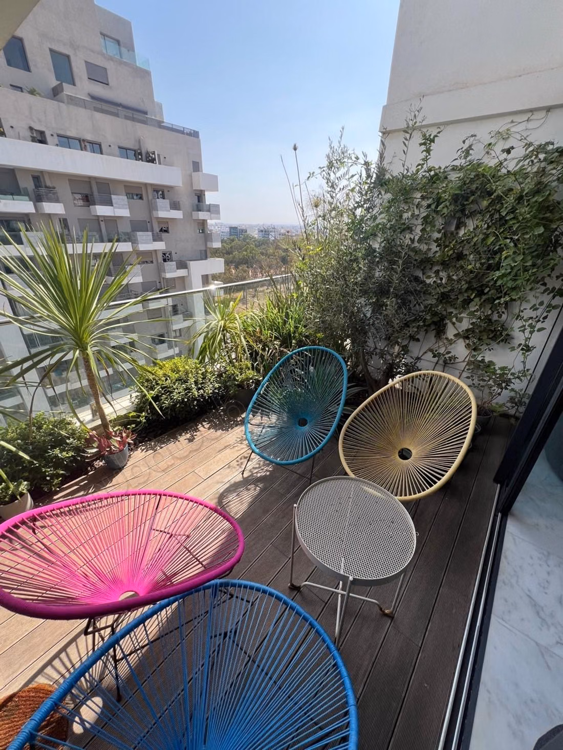 Appartement trois chambres meublé à louer 
CFC