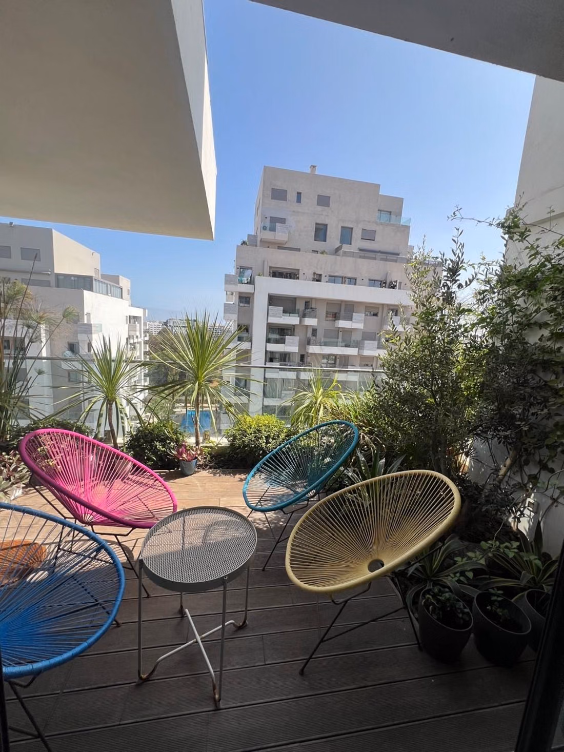 Appartement trois chambres meublé à louer 
CFC