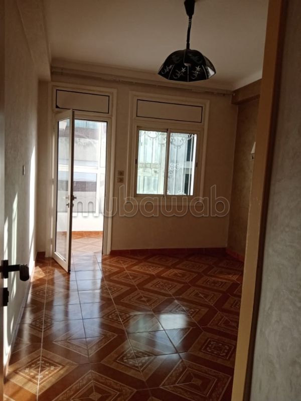 Find an apartment to buy in Agdal. Dimension 108 m². Basement