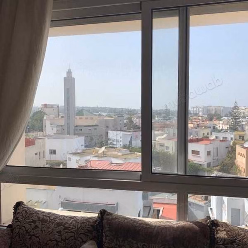 Sale of a lovely apartment in Triangle d'Or. 4 rooms. Lift and garage