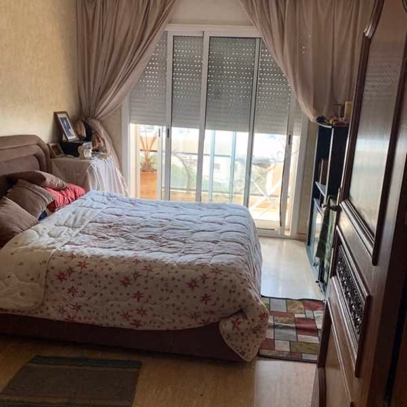 Sale of a lovely apartment in Triangle d'Or. 4 rooms. Lift and garage