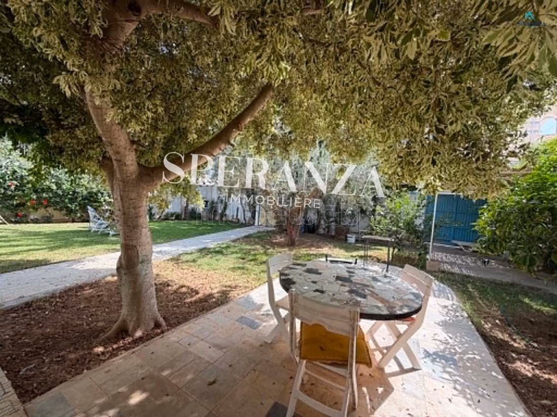 High quality villa for rent in Hammamet Nord. 4 large rooms. Ample storage space