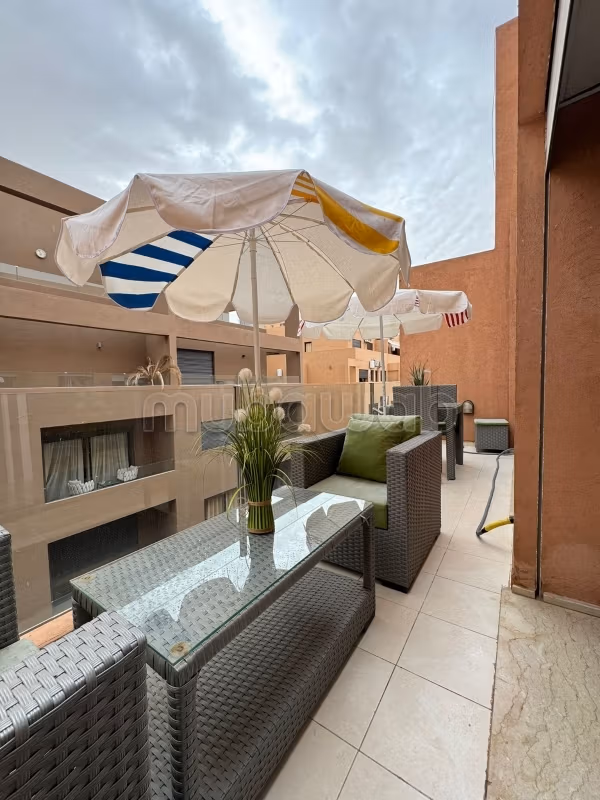 Luxury villa for sale in Route de Tahanaout. 7 rooms. Caretaker service, fireplace