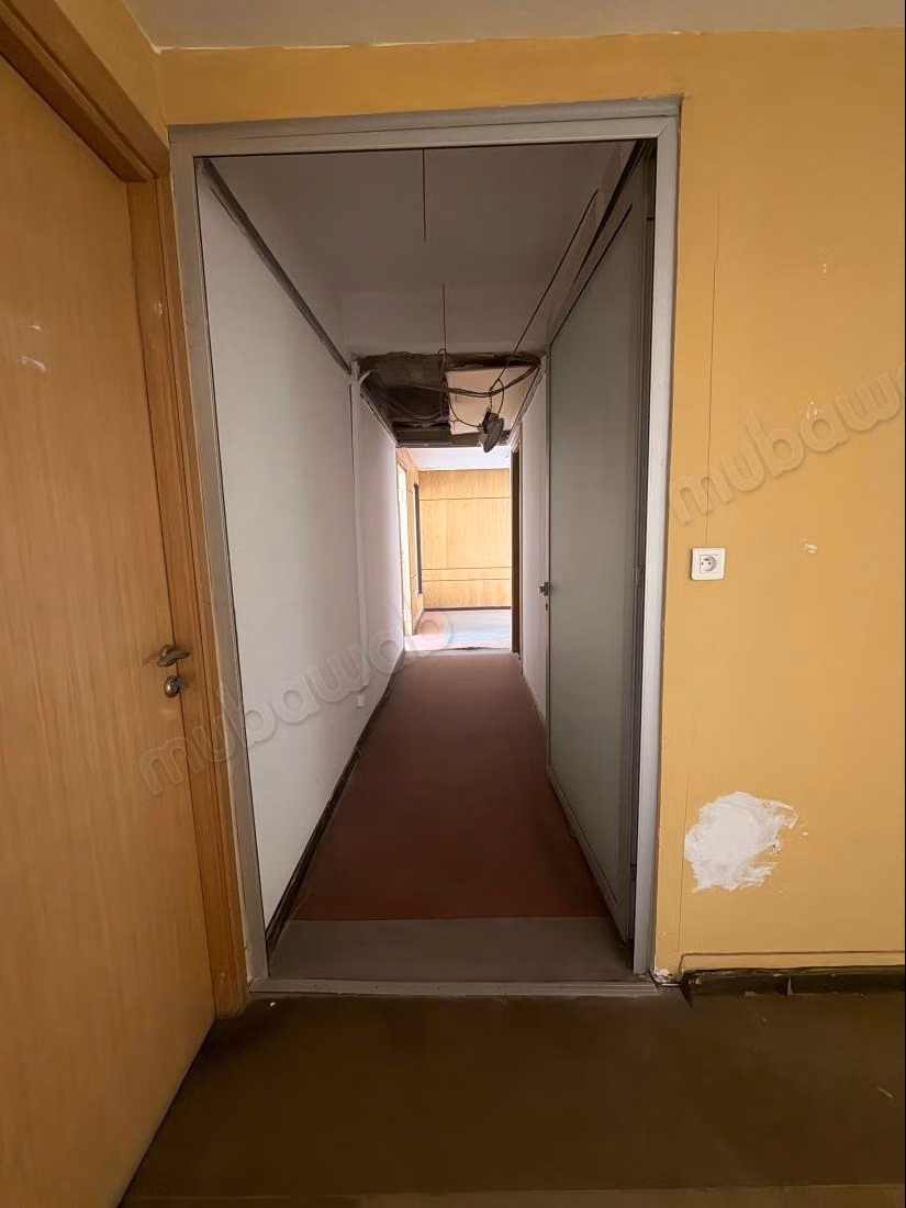2 immeuble mitoyen à louer pour une longue durée