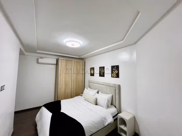 Pisos en alquiler en Hivernage. 1 Habitación. Sistema de antena parabólica, seguridad implementada