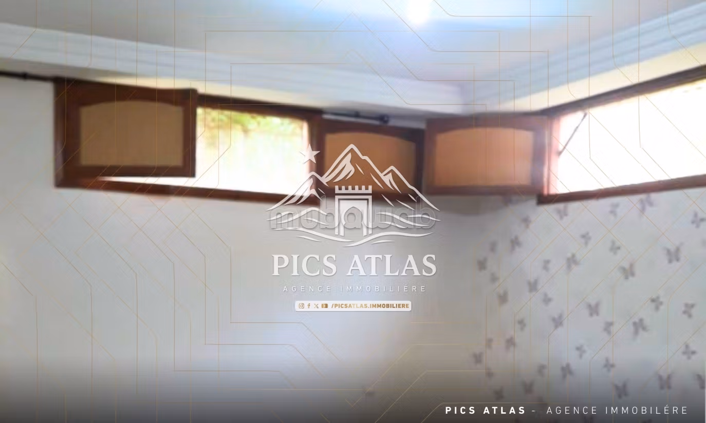 Villa Spacieuse à Vendre, 375 m², Hay Targa