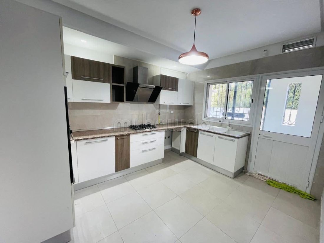 A louer duplex s3 a chotrana 1