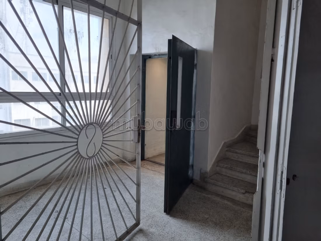 Immeuble industriel en vente à Aïn Sebaâ. Superficie 3000 m²