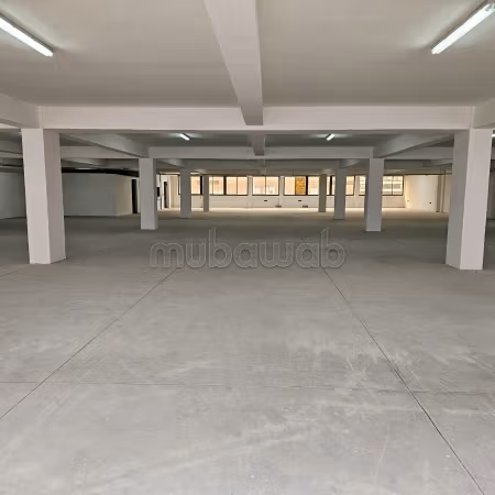 Immeuble industriel en vente à Aïn Sebaâ. Superficie 3000 m²