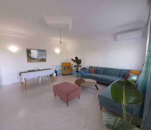 À louer à l’année – Étage de villa S3 meublé