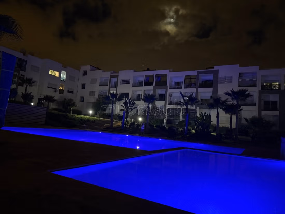 Location Appart meublé, garage, résidence calme sécurisée