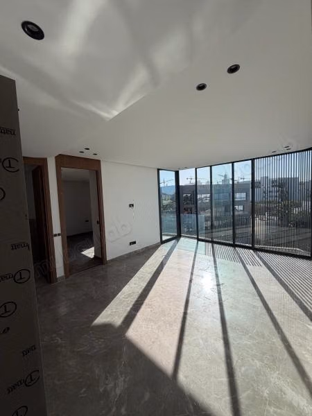 Fabulous apartment for sale in Beauséjour. 1 room. No Lift, Large terrace
