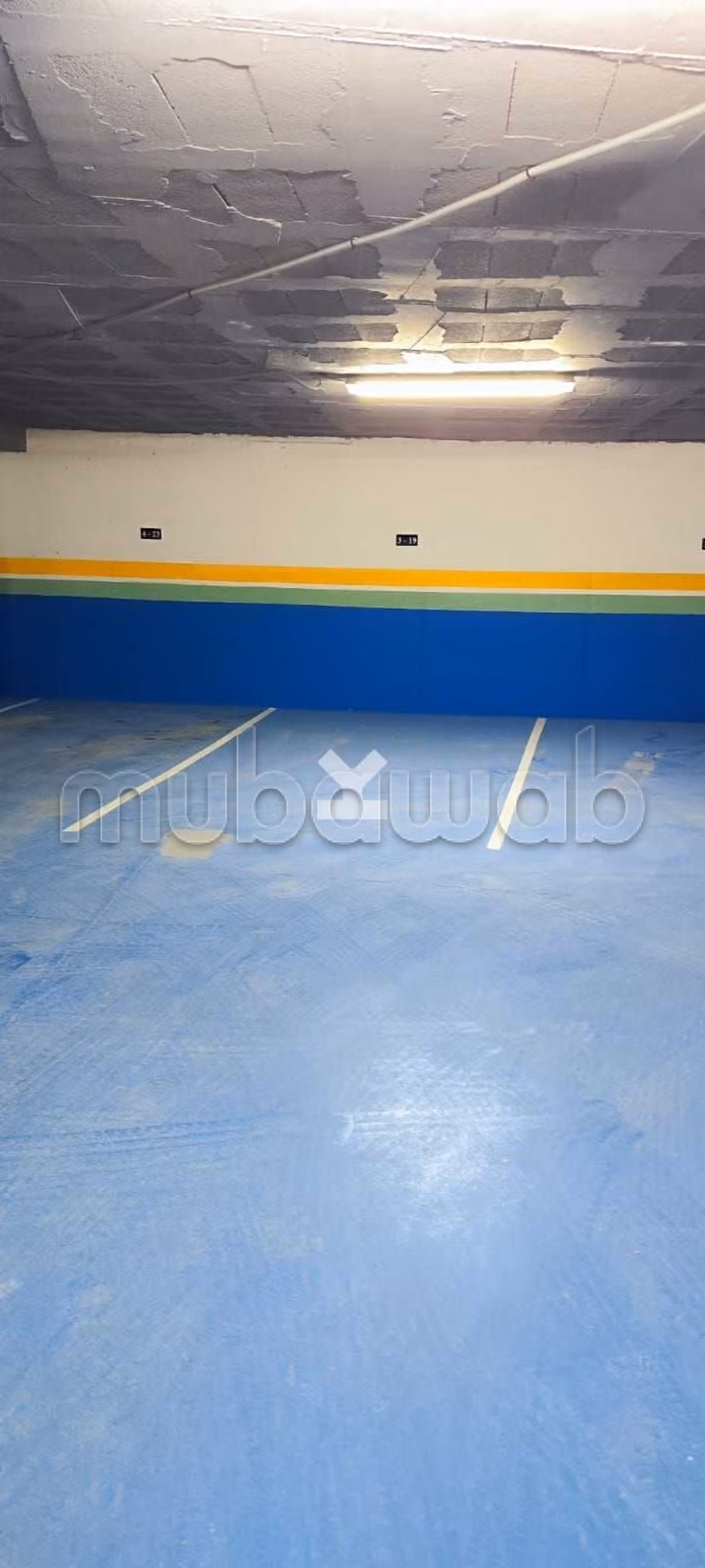 Comodo ufficio in affitto a Agdal. Superficie totale 123 m². Ascensore e posto auto
