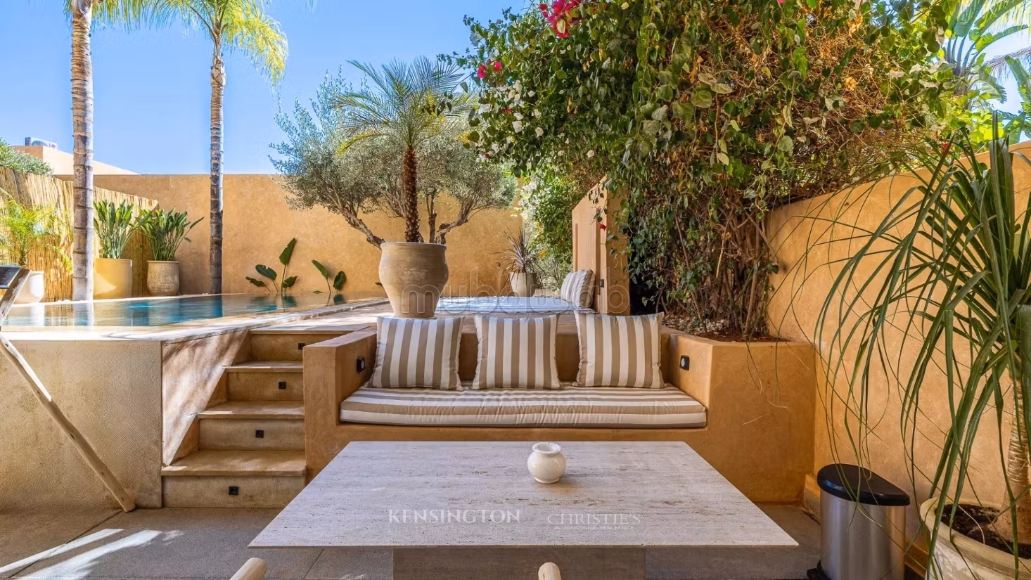 Location appart piscine privée