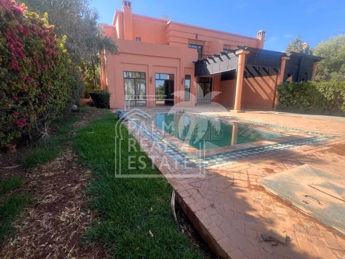Charmante villa a vendre sur la route damezmiz